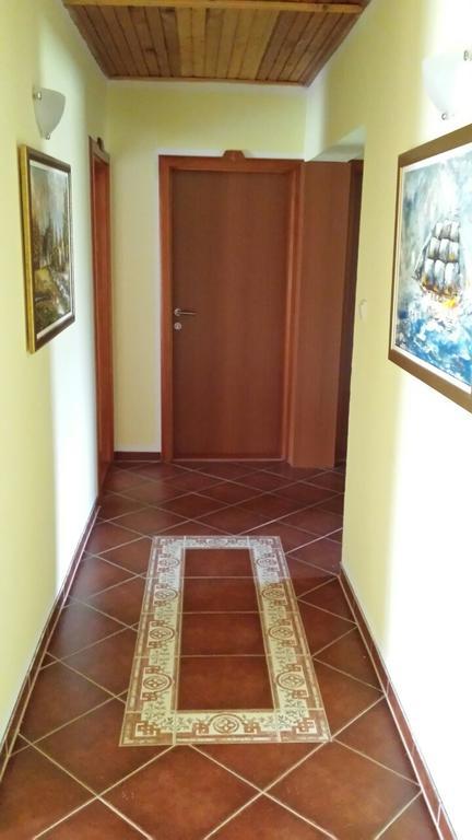 Jelena Hotel Кореница Екстериор снимка