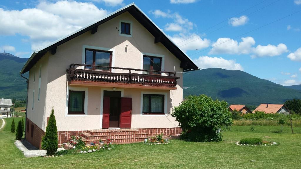 Jelena Hotel Кореница Екстериор снимка